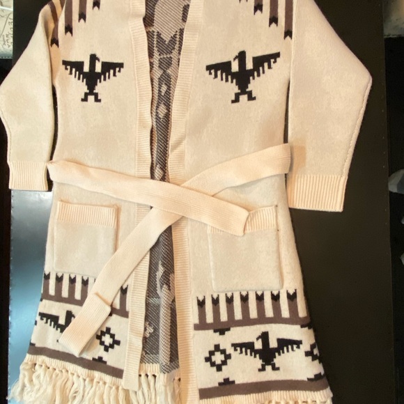 Divine Heritage Belted Sweater - Picture 3 of 3